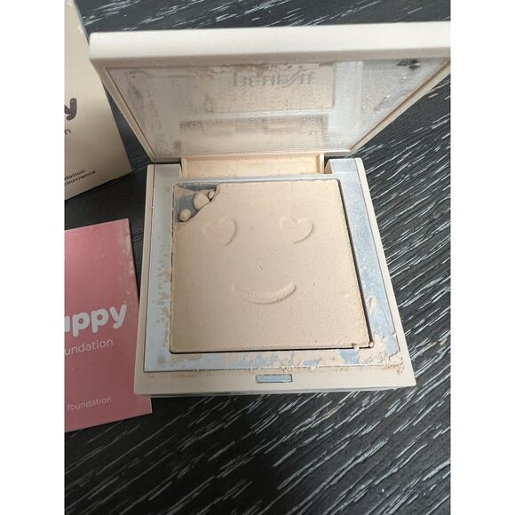 Benefit Hello Happy Velvet Powder Foundation Shade 1 New Full Size ***DAMAGED*** - Picture 2 of 12
